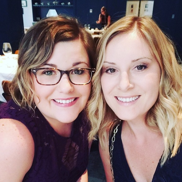 Meet your Posher, Lisa - Picture 2 of 2